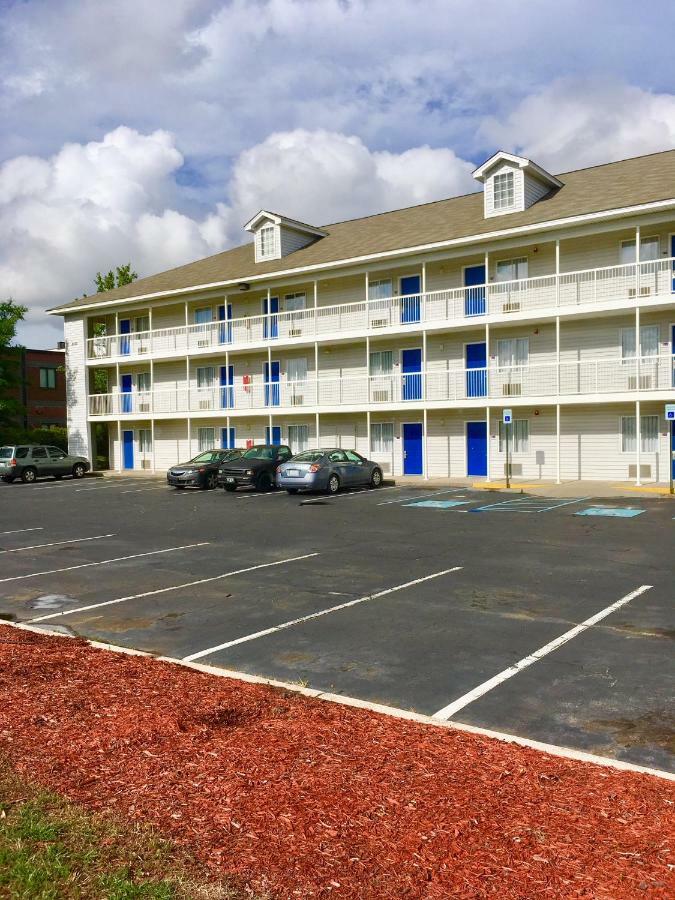 Intown Suites Extended Stay North Charleston Sc - Rivers Ave Eksteriør bilde